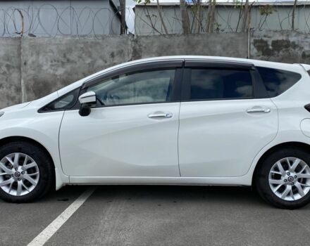 Белый Ниссан Ноут, объемом двигателя 1.2 л и пробегом 80 тыс. км за 12200 $, фото 1 на Automoto.ua
