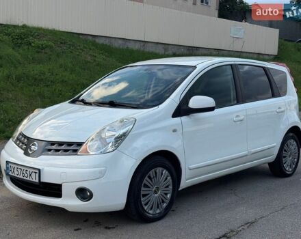 Білий Ніссан Ноут, об'ємом двигуна 1.6 л та пробігом 195 тис. км за 6200 $, фото 1 на Automoto.ua