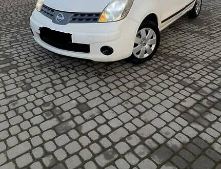 Білий Ніссан Ноут, об'ємом двигуна 1.4 л та пробігом 280 тис. км за 4700 $, фото 1 на Automoto.ua