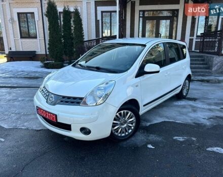 Белый Ниссан Ноут, объемом двигателя 1.4 л и пробегом 207 тыс. км за 5750 $, фото 1 на Automoto.ua
