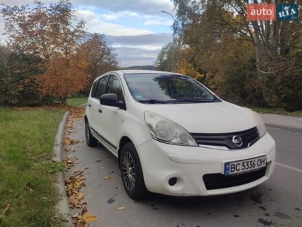 Білий Ніссан Ноут, об'ємом двигуна 1.39 л та пробігом 199 тис. км за 5500 $, фото 1 на Automoto.ua