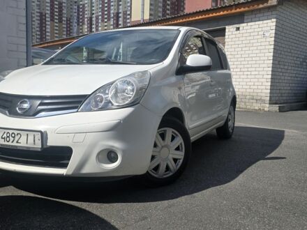 Белый Ниссан Ноут, объемом двигателя 1.5 л и пробегом 145 тыс. км за 4900 $, фото 1 на Automoto.ua