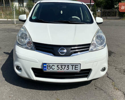 Білий Ніссан Ноут, об'ємом двигуна 1.39 л та пробігом 152 тис. км за 5300 $, фото 1 на Automoto.ua