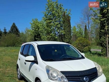 Белый Ниссан Ноут, объемом двигателя 1.46 л и пробегом 226 тыс. км за 5800 $, фото 1 на Automoto.ua