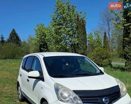Белый Ниссан Ноут, объемом двигателя 1.46 л и пробегом 226 тыс. км за 5800 $, фото 1 на Automoto.ua