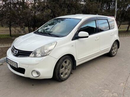 Белый Ниссан Ноут, объемом двигателя 1.39 л и пробегом 134 тыс. км за 7800 $, фото 1 на Automoto.ua