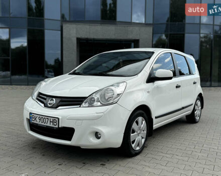 Білий Ніссан Ноут, об'ємом двигуна 1.39 л та пробігом 113 тис. км за 5500 $, фото 1 на Automoto.ua