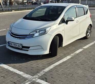 Ніссан Ноут 2012 у Одесі на Automoto.ua Білий Ніссан Ноут, об'ємом двигуна 1.2 л та пробігом 120 тис. км за 6500 $, фото 1 на Automoto.ua