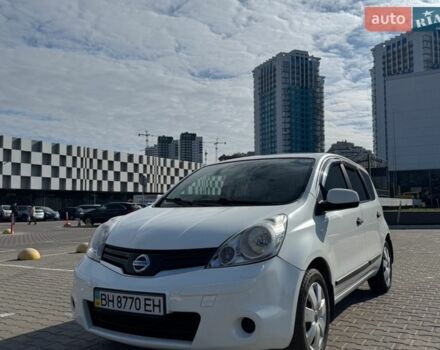 Белый Ниссан Ноут, объемом двигателя 1.39 л и пробегом 129 тыс. км за 8000 $, фото 1 на Automoto.ua
