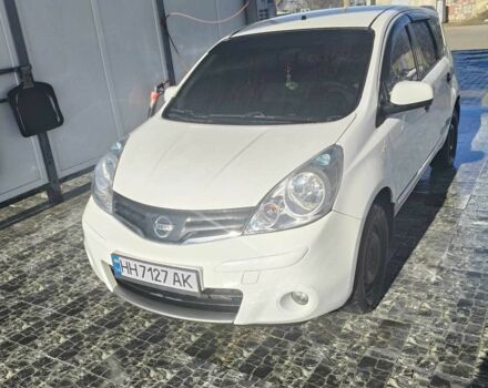 Белый Ниссан Ноут, объемом двигателя 1.6 л и пробегом 150 тыс. км за 6800 $, фото 1 на Automoto.ua