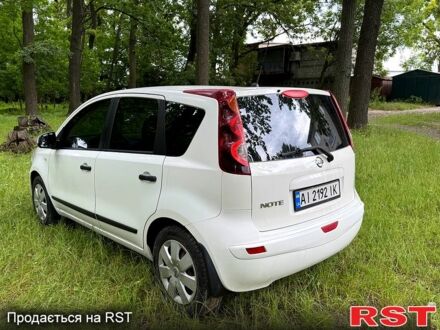 Белый Ниссан Ноут, объемом двигателя 1.4 л и пробегом 290 тыс. км за 3200 $, фото 1 на Automoto.ua