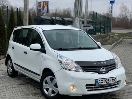 Ніссан Ноут 2013 у Львові на Automoto.ua Білий Ніссан Ноут, об'ємом двигуна 1.39 л та пробігом 71 тис. км за 6600 $, фото 1 на Automoto.ua