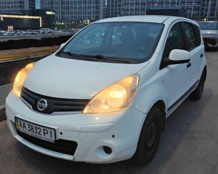 Белый Ниссан Ноут, объемом двигателя 1.4 л и пробегом 187 тыс. км за 6700 $, фото 1 на Automoto.ua