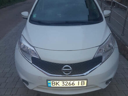 Ниссан Ноут 2014 в Бродах на Automoto.ua Белый Ниссан Ноут, объемом двигателя 1.5 л и пробегом 181 тыс. км за 7799 $, фото 1 на Automoto.ua