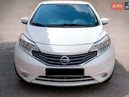 Білий Ніссан Ноут, об'ємом двигуна 1.6 л та пробігом 114 тис. км за 8400 $, фото 1 на Automoto.ua