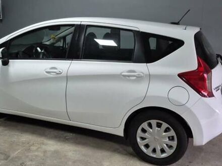 Білий Ніссан Ноут, об'ємом двигуна 1.6 л та пробігом 140 тис. км за 7500 $, фото 1 на Automoto.ua