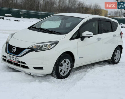 Білий Ніссан Ноут, об'ємом двигуна 1.2 л та пробігом 37 тис. км за 11100 $, фото 1 на Automoto.ua