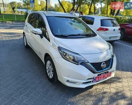Белый Ниссан Ноут, объемом двигателя 1.2 л и пробегом 62 тыс. км за 12800 $, фото 1 на Automoto.ua