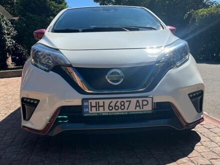 Білий Ніссан Ноут, об'ємом двигуна 1.2 л та пробігом 46 тис. км за 12900 $, фото 1 на Automoto.ua
