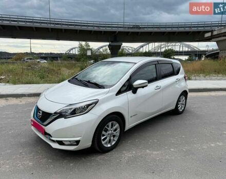 Білий Ніссан Ноут, об'ємом двигуна 1.2 л та пробігом 76 тис. км за 11800 $, фото 1 на Automoto.ua