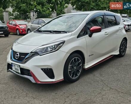 Білий Ніссан Ноут, об'ємом двигуна 1.2 л та пробігом 37 тис. км за 14200 $, фото 1 на Automoto.ua