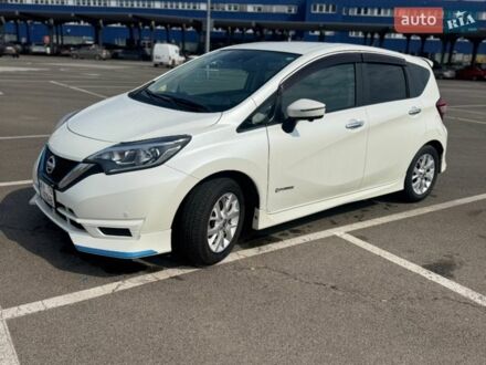 Белый Ниссан Ноут, объемом двигателя 1.2 л и пробегом 57 тыс. км за 12900 $, фото 1 на Automoto.ua