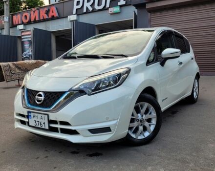 Белый Ниссан Ноут, объемом двигателя 1.2 л и пробегом 85 тыс. км за 12650 $, фото 1 на Automoto.ua
