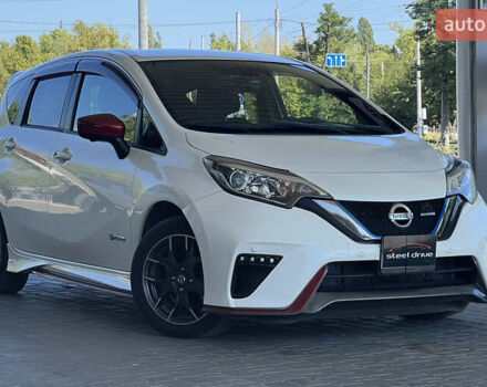 Белый Ниссан Ноут, объемом двигателя 1.2 л и пробегом 58 тыс. км за 14299 $, фото 1 на Automoto.ua