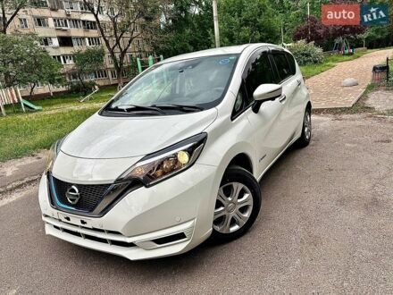 Белый Ниссан Ноут, объемом двигателя 1.2 л и пробегом 64 тыс. км за 12350 $, фото 1 на Automoto.ua
