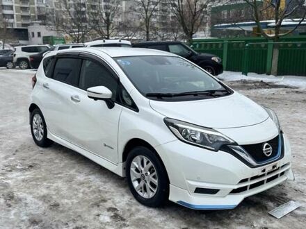Белый Ниссан Ноут, объемом двигателя 1.2 л и пробегом 57 тыс. км за 12900 $, фото 1 на Automoto.ua