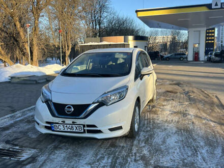 Белый Ниссан Ноут, объемом двигателя 1.2 л и пробегом 51 тыс. км за 13700 $, фото 1 на Automoto.ua