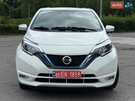 Белый Ниссан Ноут, объемом двигателя 1.2 л и пробегом 45 тыс. км за 12800 $, фото 1 на Automoto.ua