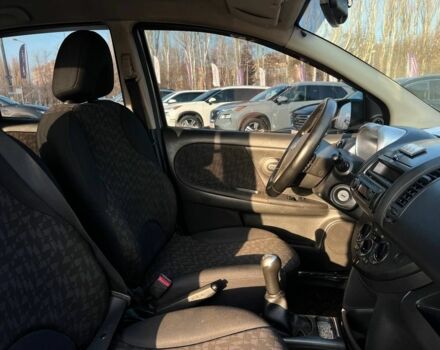 Бежевий Ніссан Ноут, об'ємом двигуна 1.4 л та пробігом 202 тис. км за 4400 $, фото 13 на Automoto.ua