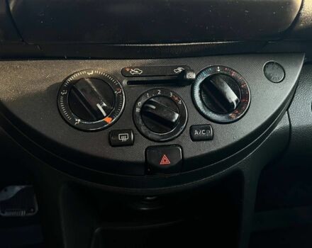 Бежевий Ніссан Ноут, об'ємом двигуна 1.4 л та пробігом 202 тис. км за 4400 $, фото 11 на Automoto.ua