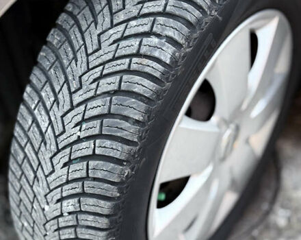 Бежевый Ниссан Ноут, объемом двигателя 1.4 л и пробегом 121 тыс. км за 6600 $, фото 12 на Automoto.ua