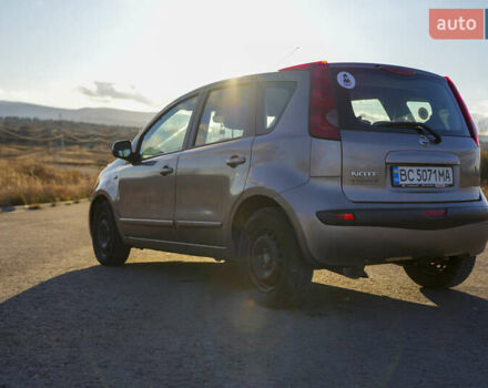 Бежевый Ниссан Ноут, объемом двигателя 1.6 л и пробегом 120 тыс. км за 7300 $, фото 5 на Automoto.ua