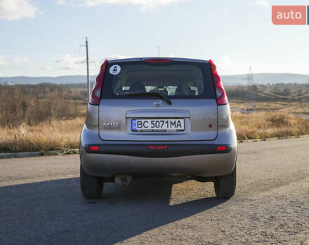 Бежевый Ниссан Ноут, объемом двигателя 1.6 л и пробегом 120 тыс. км за 7300 $, фото 4 на Automoto.ua