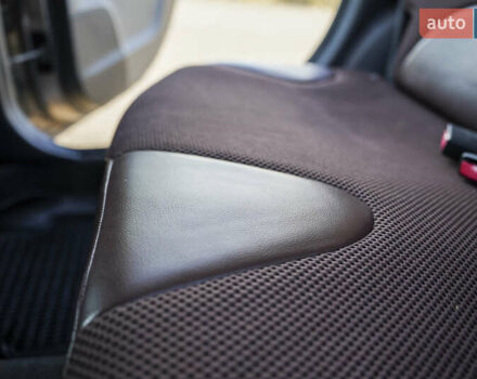 Бежевый Ниссан Ноут, объемом двигателя 1.6 л и пробегом 120 тыс. км за 7300 $, фото 18 на Automoto.ua