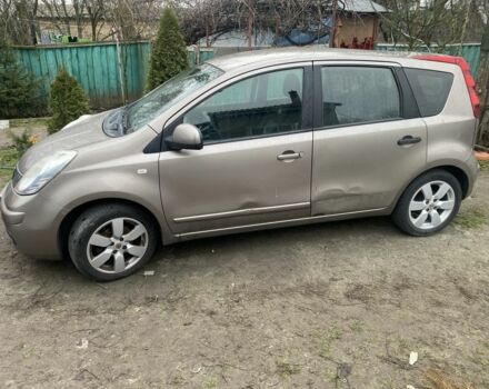 Бежевий Ніссан Ноут, об'ємом двигуна 1.6 л та пробігом 300 тис. км за 2200 $, фото 6 на Automoto.ua