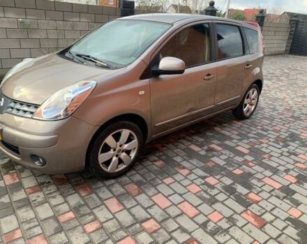 Бежевий Ніссан Ноут, об'ємом двигуна 1.6 л та пробігом 160 тис. км за 2650 $, фото 1 на Automoto.ua