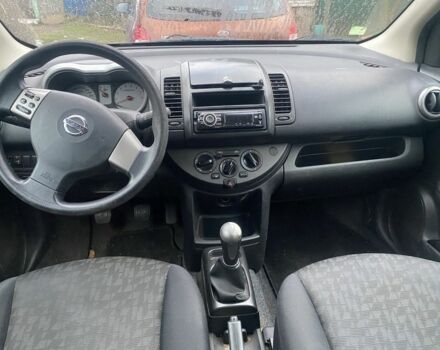 Бежевий Ніссан Ноут, об'ємом двигуна 1.6 л та пробігом 300 тис. км за 2200 $, фото 3 на Automoto.ua