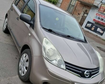 Бежевий Ніссан Ноут, об'ємом двигуна 1.4 л та пробігом 185 тис. км за 5900 $, фото 1 на Automoto.ua