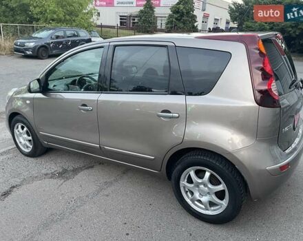 Бежевий Ніссан Ноут, об'ємом двигуна 1.6 л та пробігом 125 тис. км за 7490 $, фото 7 на Automoto.ua