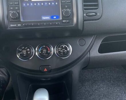 Бежевий Ніссан Ноут, об'ємом двигуна 1.6 л та пробігом 125 тис. км за 7490 $, фото 12 на Automoto.ua