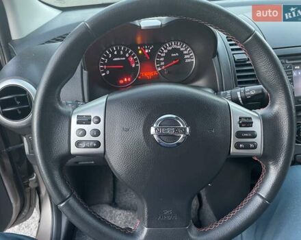 Бежевий Ніссан Ноут, об'ємом двигуна 1.6 л та пробігом 125 тис. км за 7490 $, фото 5 на Automoto.ua