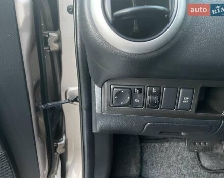 Бежевий Ніссан Ноут, об'ємом двигуна 1.6 л та пробігом 125 тис. км за 7490 $, фото 9 на Automoto.ua