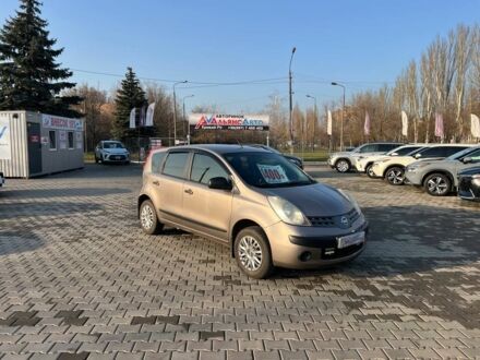 Бежевий Ніссан Ноут, об'ємом двигуна 1.4 л та пробігом 202 тис. км за 4400 $, фото 1 на Automoto.ua