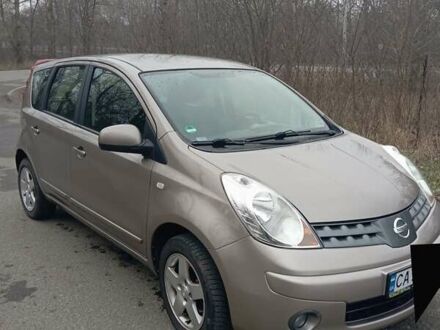 Бежевий Ніссан Ноут, об'ємом двигуна 1.39 л та пробігом 210 тис. км за 5600 $, фото 1 на Automoto.ua