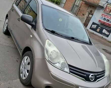 Бежевий Ніссан Ноут, об'ємом двигуна 1.4 л та пробігом 185 тис. км за 5900 $, фото 1 на Automoto.ua