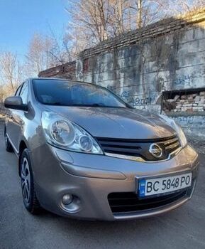 Бежевий Ніссан Ноут, об'ємом двигуна 1.6 л та пробігом 180 тис. км за 6790 $, фото 1 на Automoto.ua